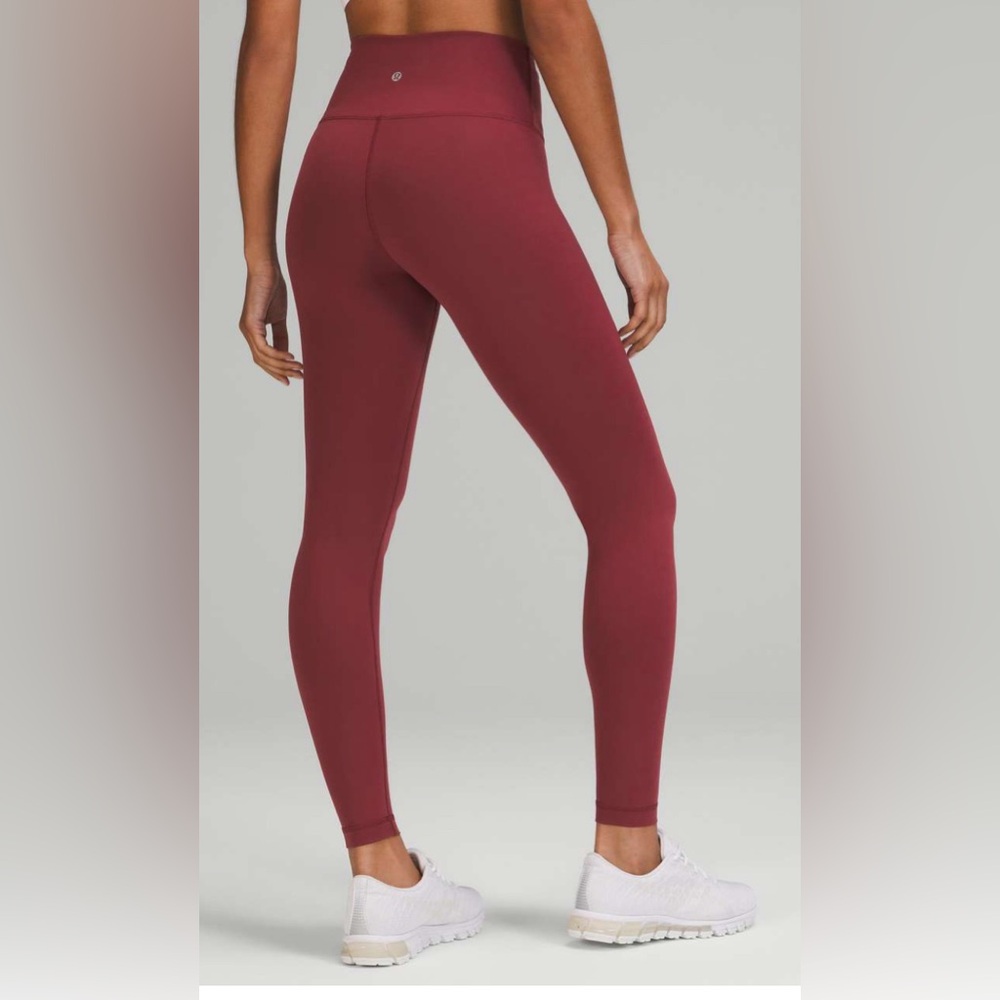 Lululemon Wunder Train High-Rise Tight 28" (size: 0) in Mulled Wine